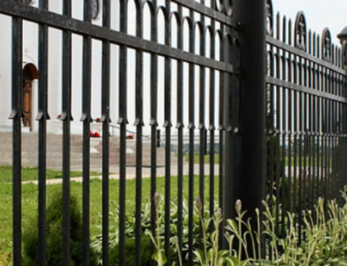 The Useful Benefits of Beautiful Wrought Iron Fences!
