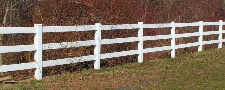 Vinyl Fences in College Station Texas